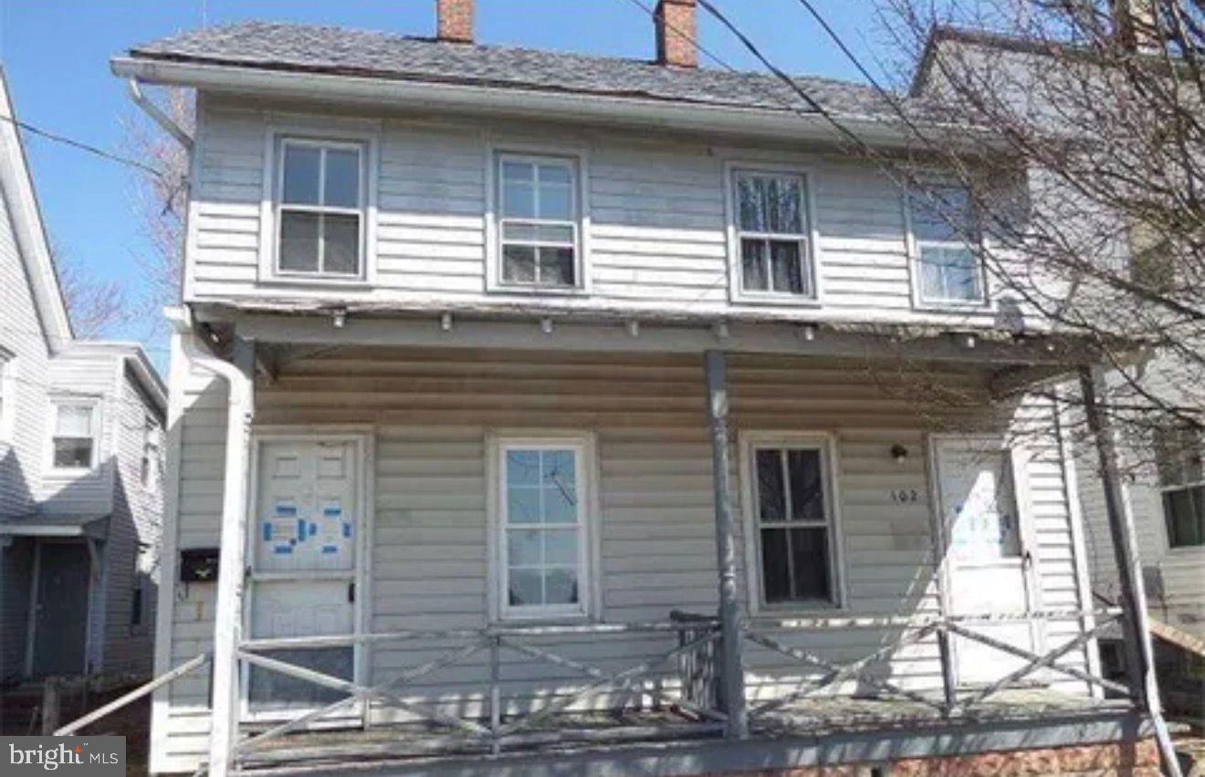 100-102 Thompson St Property Photo 1