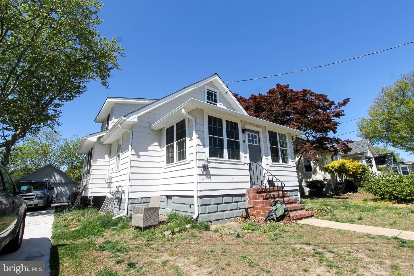 53 Spruce St Property Photo 2
