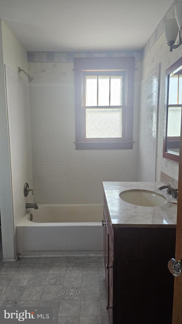 101 N Broadway Property Photo 14