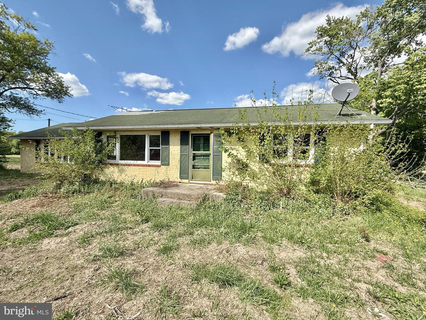 684 Route 40 Property Photo 1