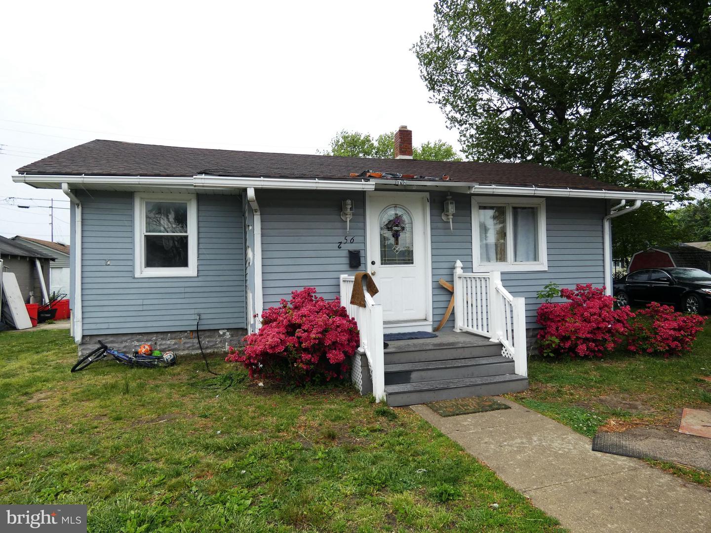256 H ST Property Photo 1