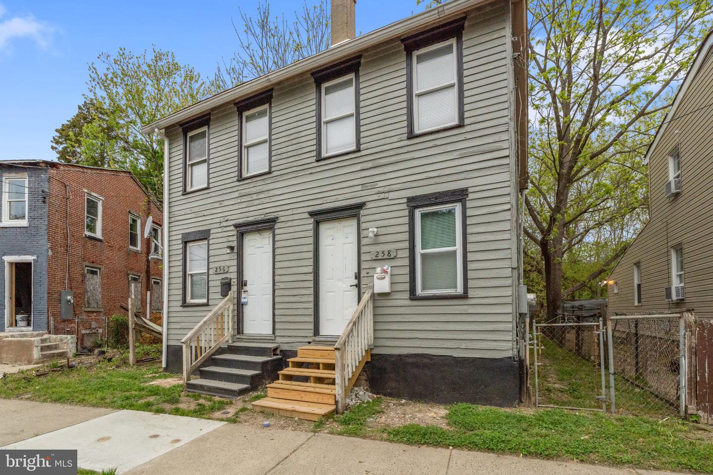 256-258-258 Sinnickson St Property Photo 1