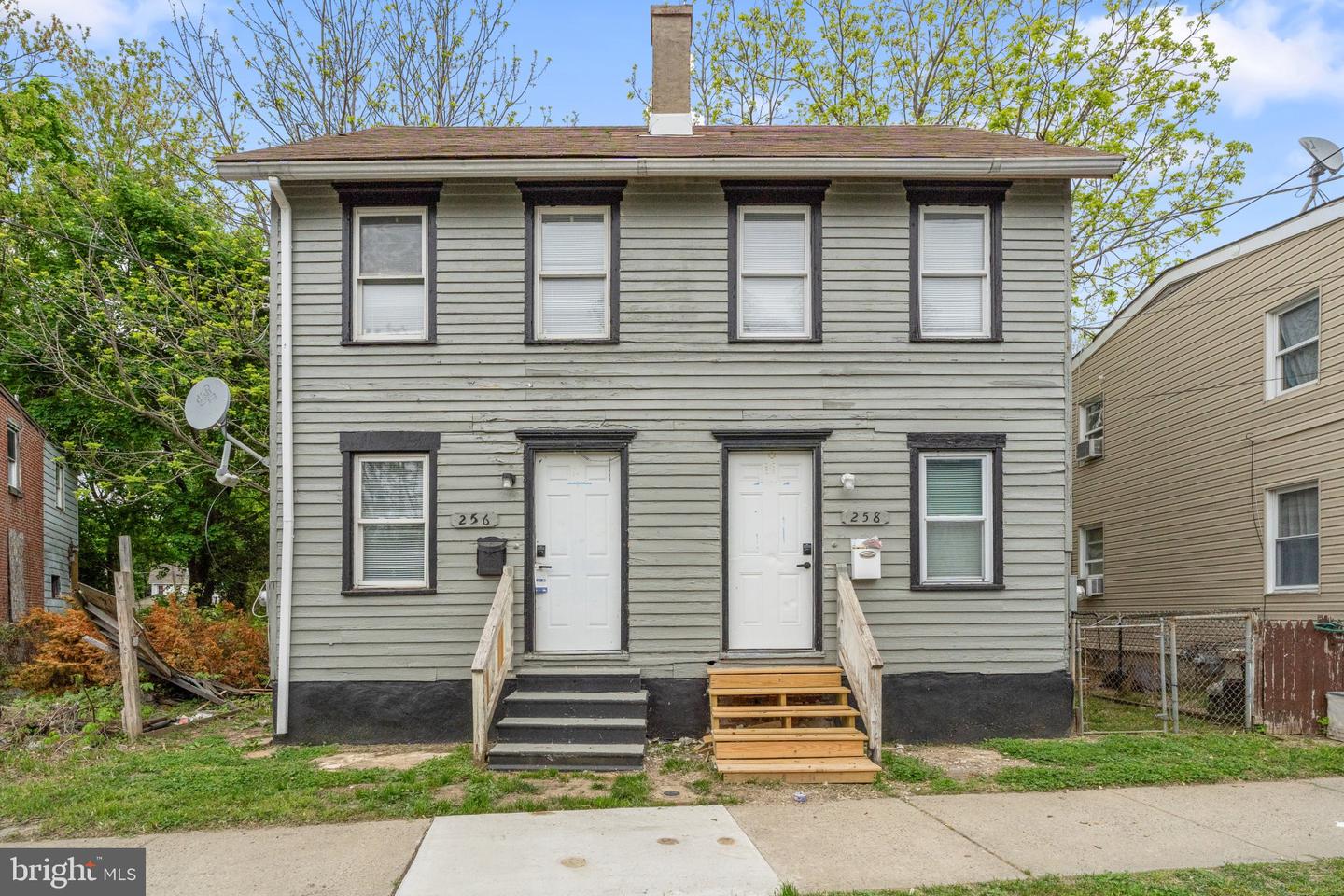 256-258-258 Sinnickson St Property Photo 2