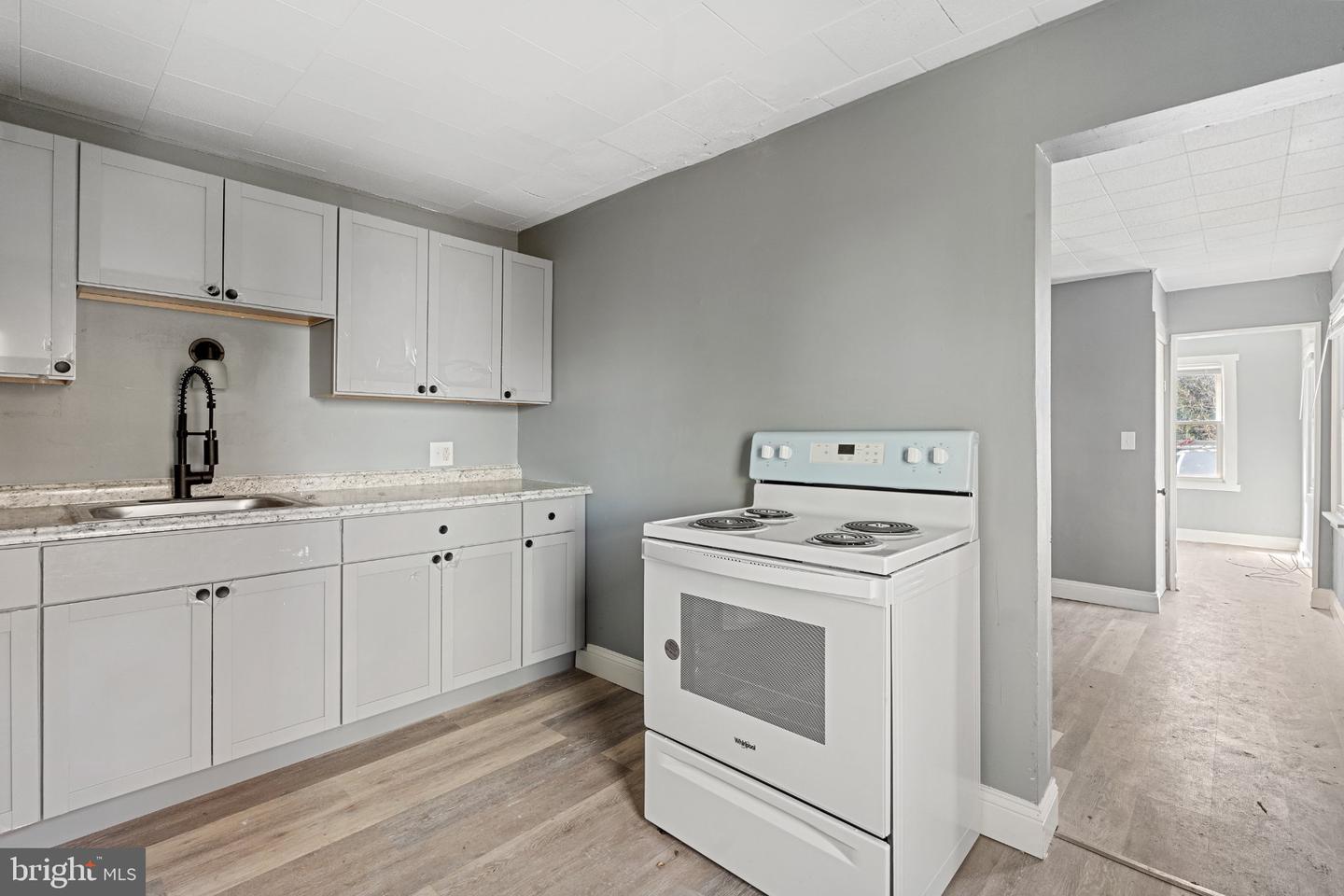 256-258-258 Sinnickson St Property Photo 15