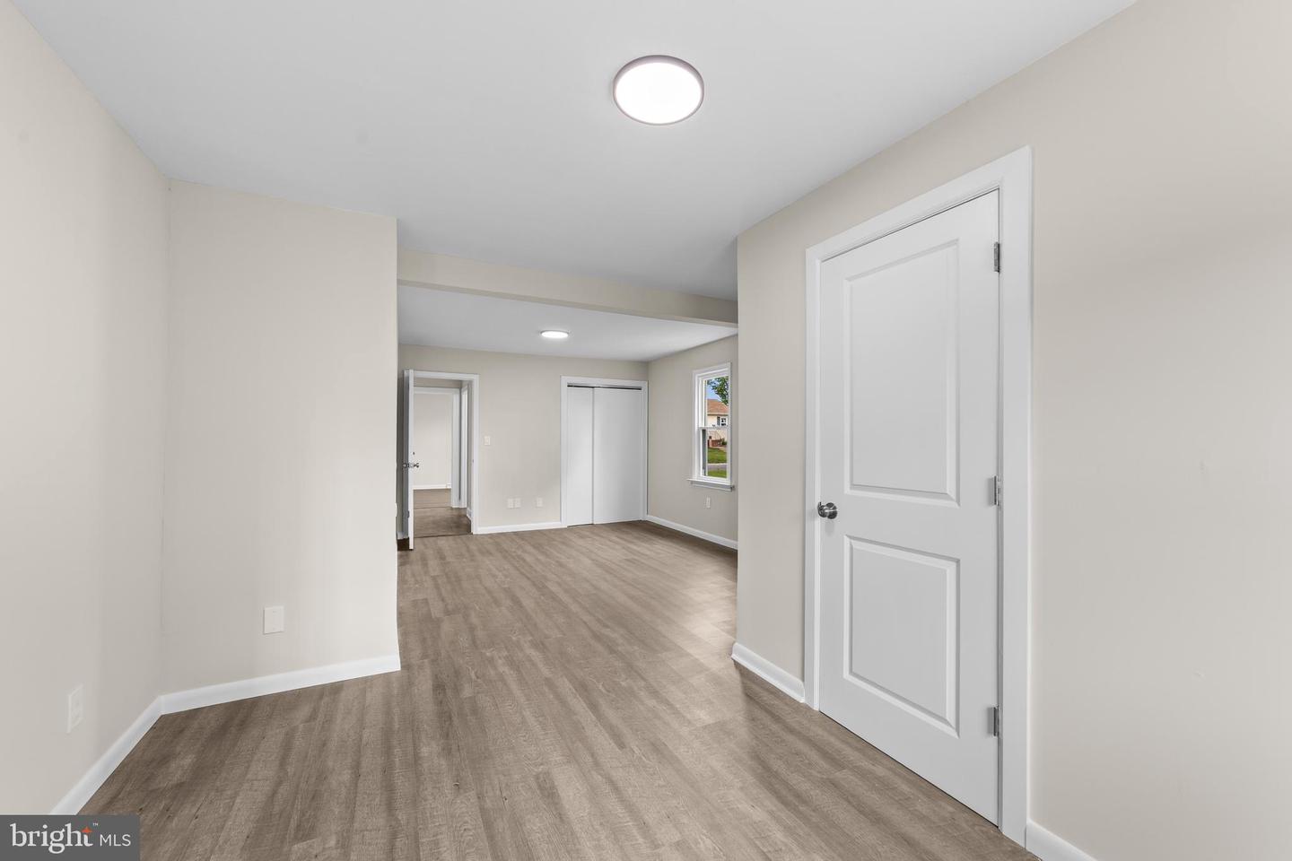 7 Meadowview Ave Property Photo 18