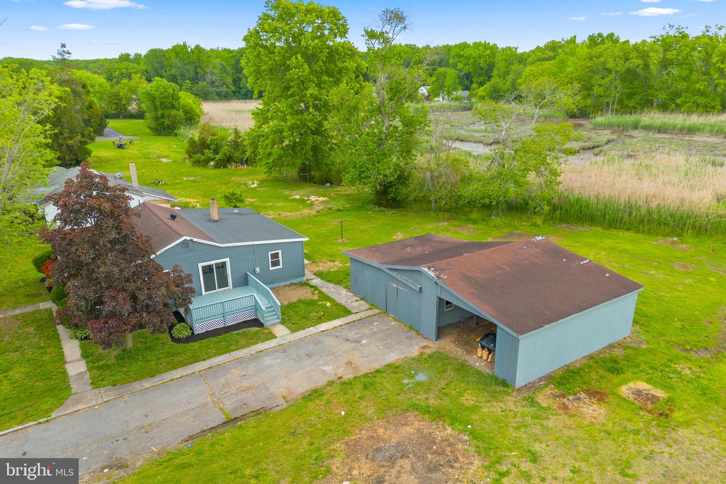 7 Meadowview Ave Property Photo 23