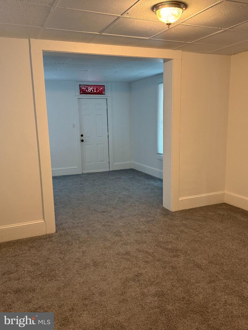 176 Griffith St Property Photo 3