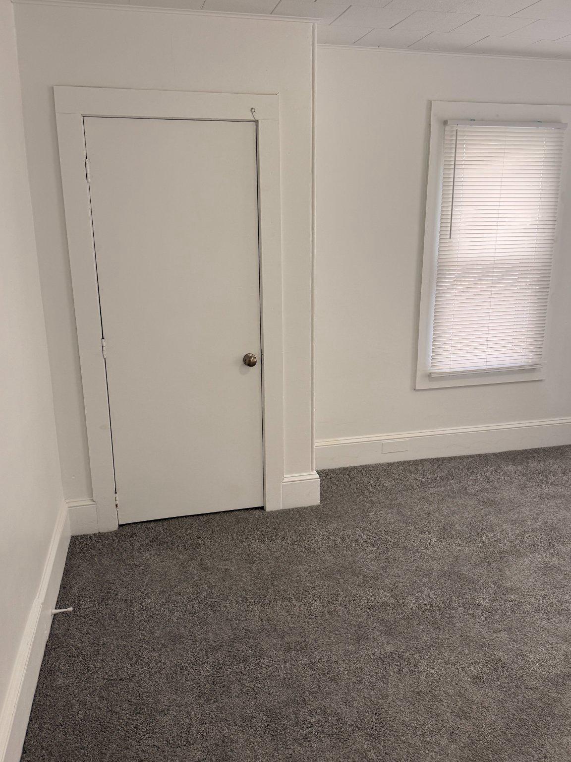 176 Griffith St Property Photo 8