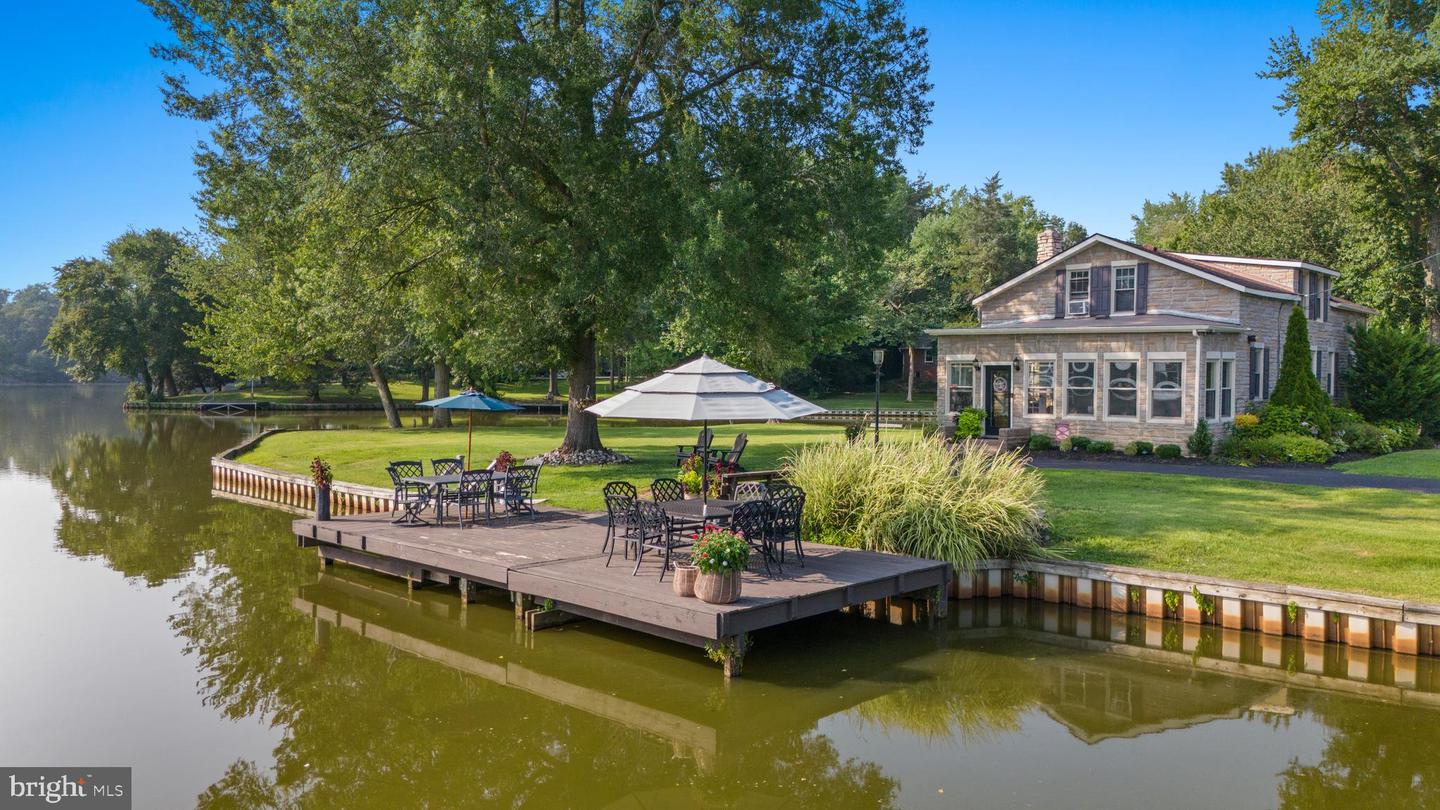 21 Alloway Woodstown Property Photo 4