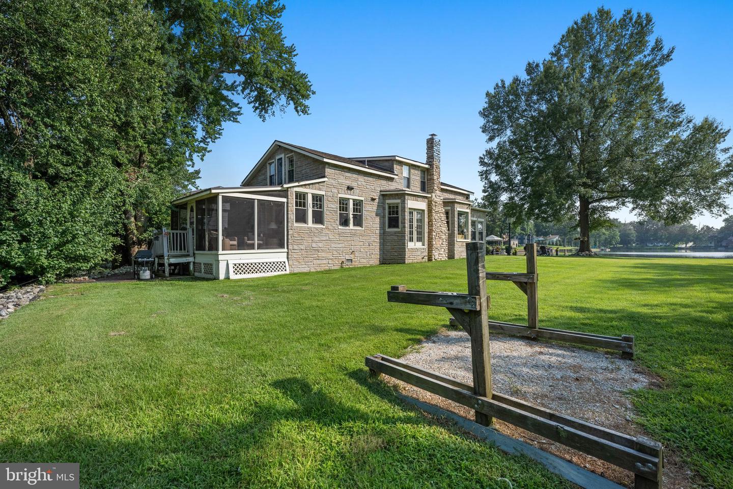 21 Alloway Woodstown Property Photo 10