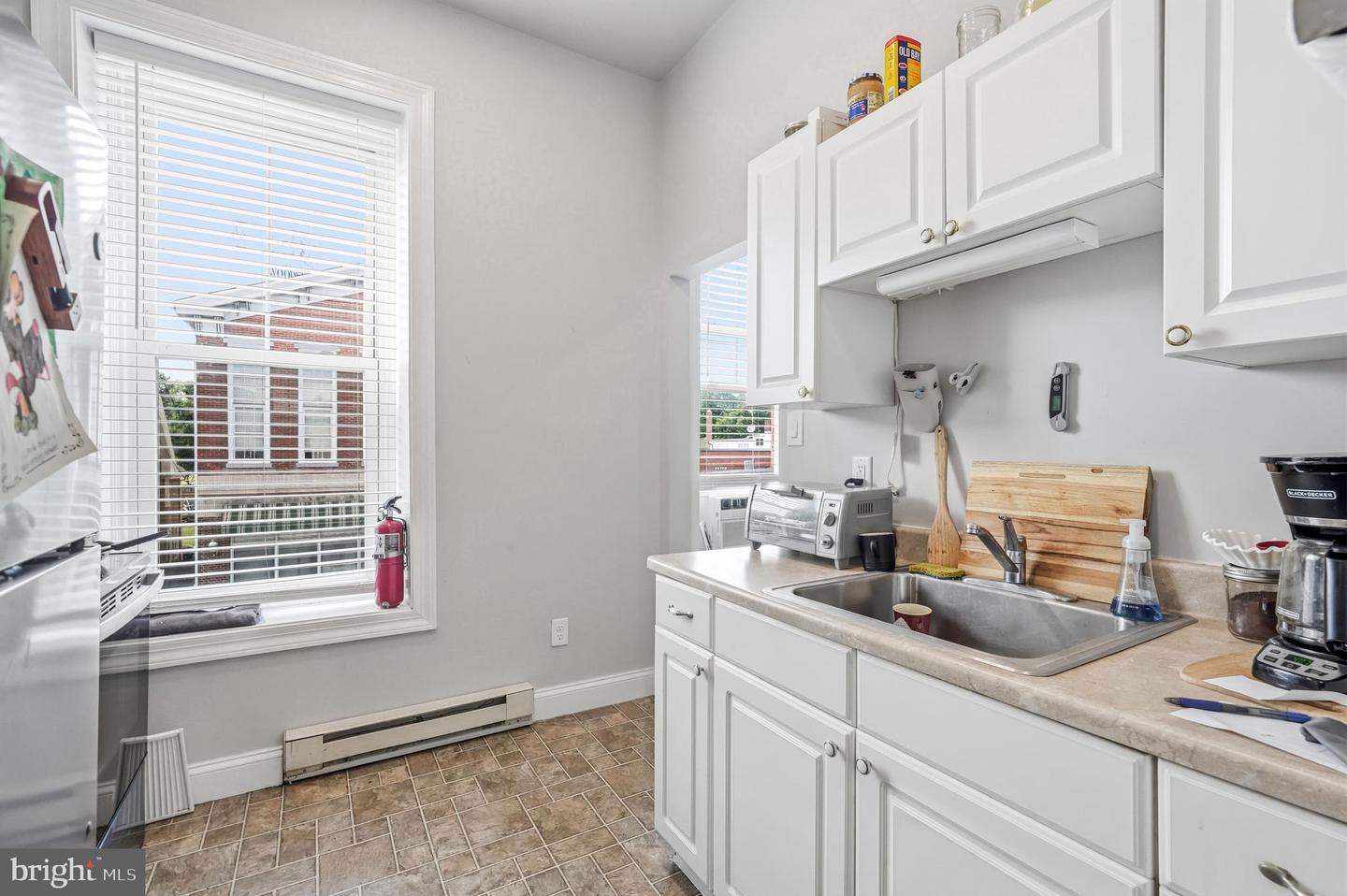 2 S Main St Property Photo 16