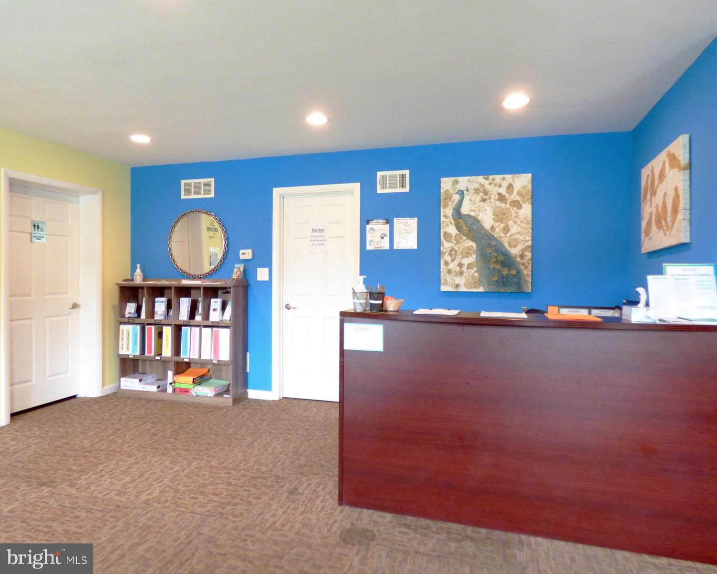 364 S Broadway Property Photo 6