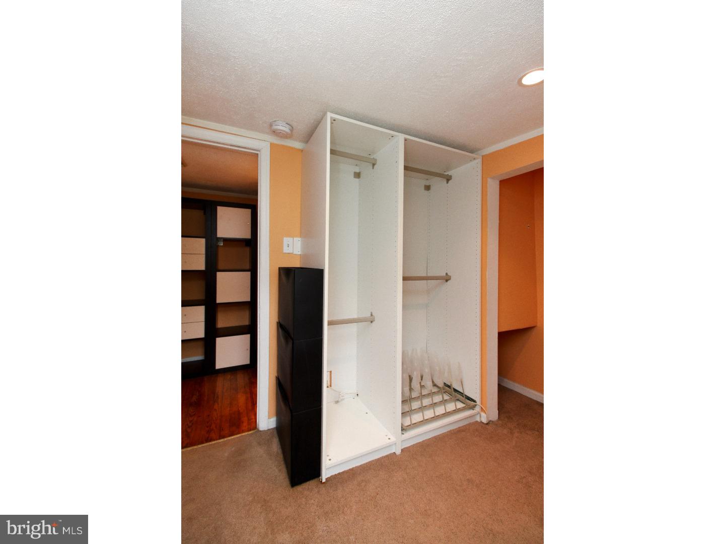 39 E Millbrooke Ave Property Photo 17