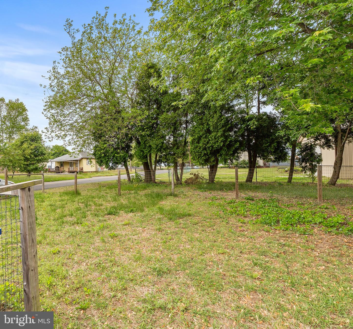 2 Stuart Dr Property Photo 20