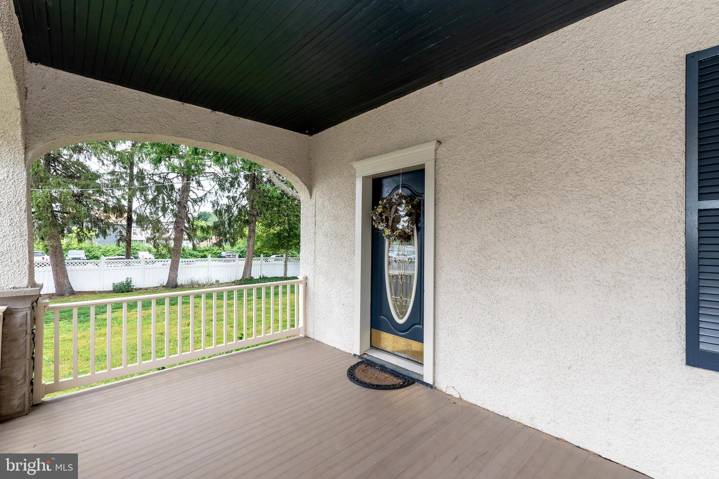 76 Broad St Property Photo 5