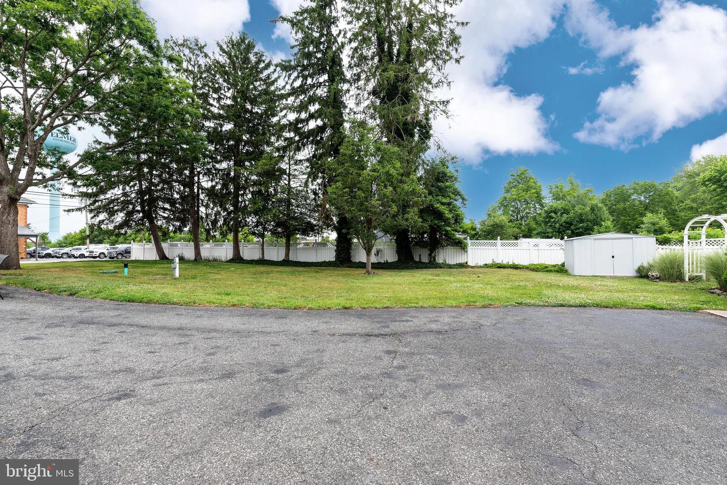 76 Broad St Property Photo 36