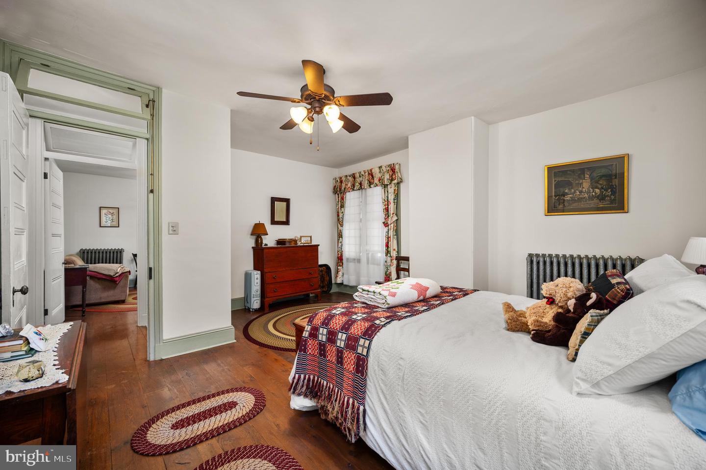 109 W Broadway Property Photo 34