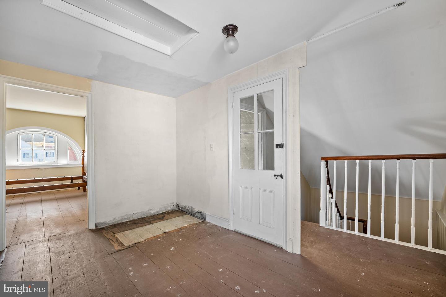 109 W Broadway Property Photo 41