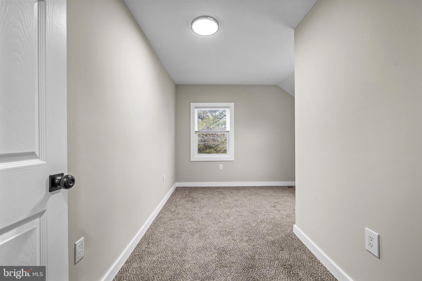 613 Hawks Bridge Property Photo 22