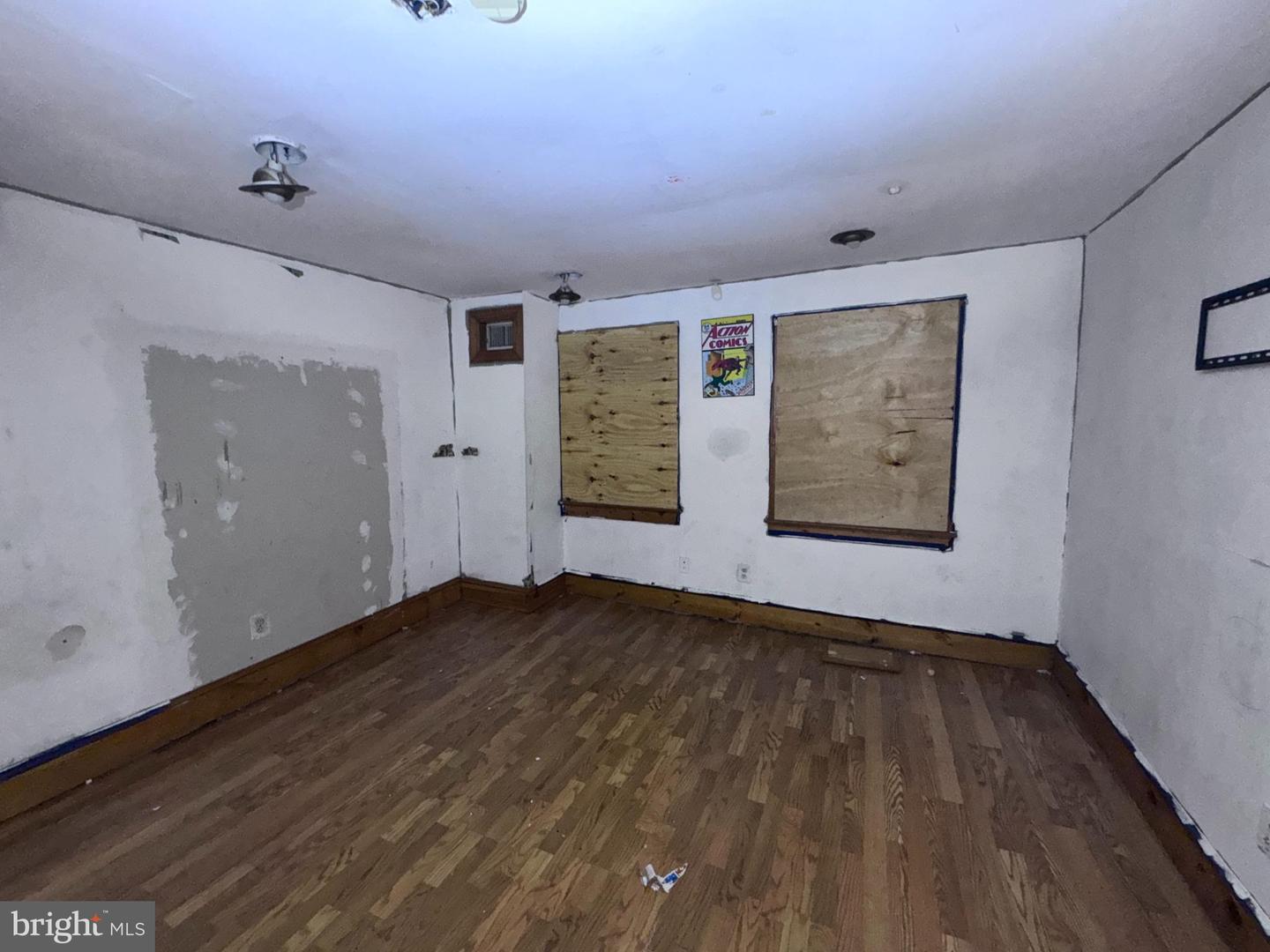 33 Main St Property Photo 16