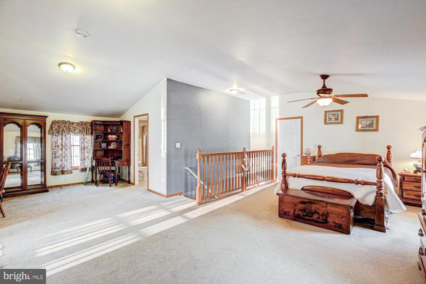 197 N River Dr Property Photo 22