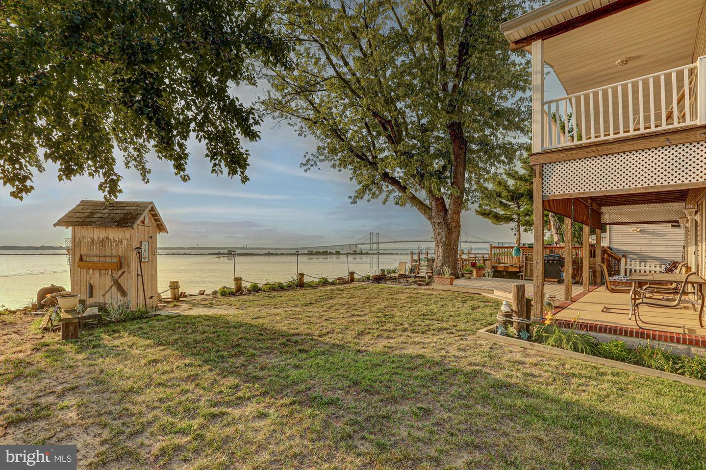 197 N River Dr Property Photo 46