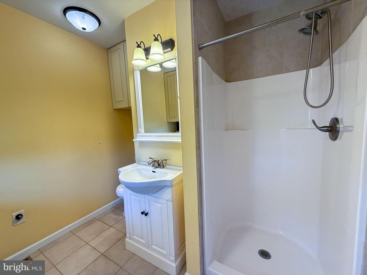 14 Broad St Property Photo 14