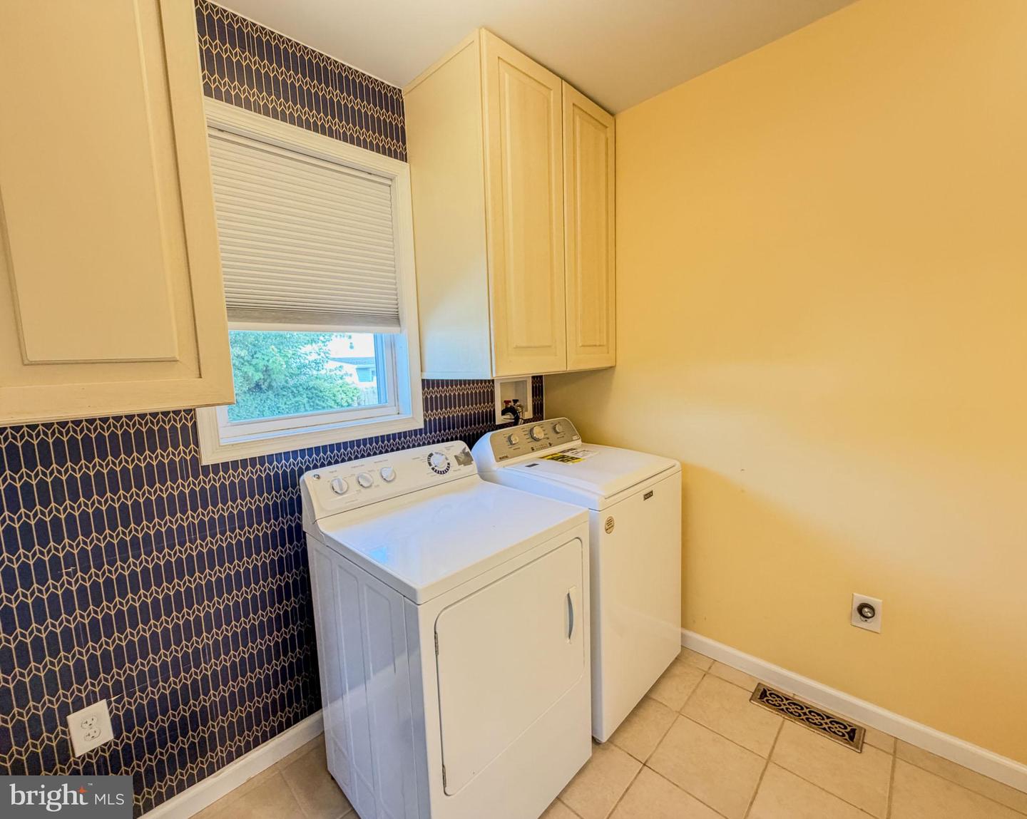 14 Broad St Property Photo 15