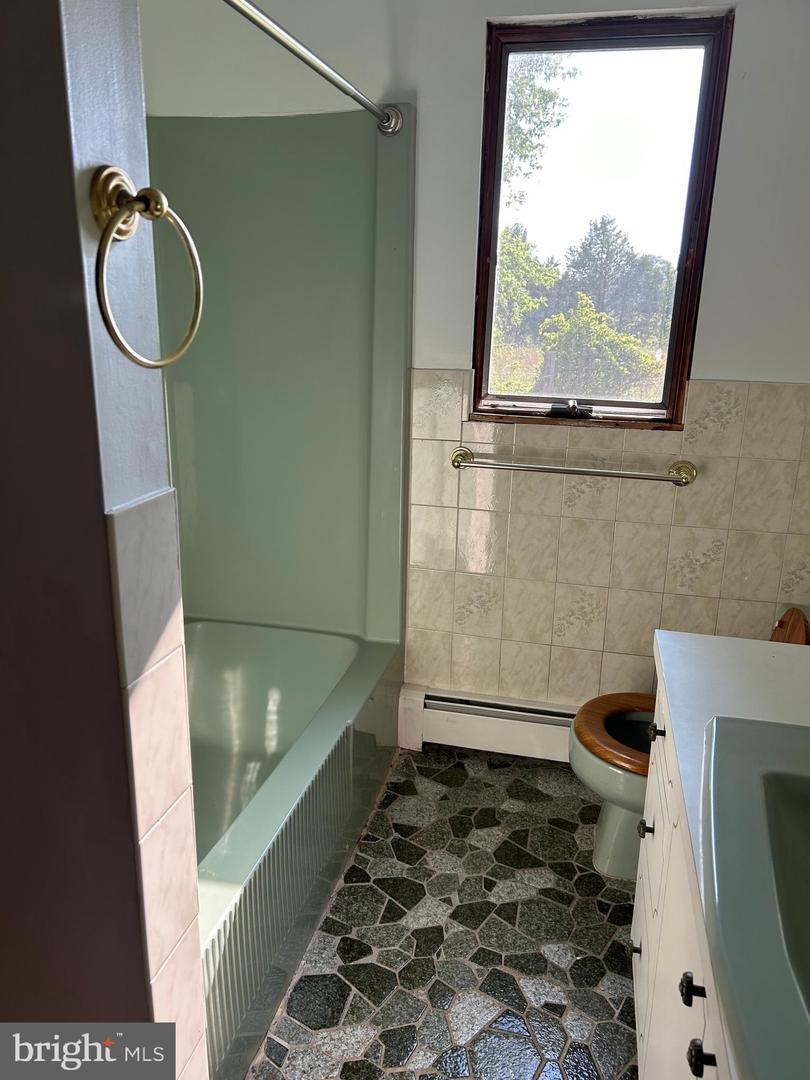 102 Quinton Alloway Rd Property Photo 30