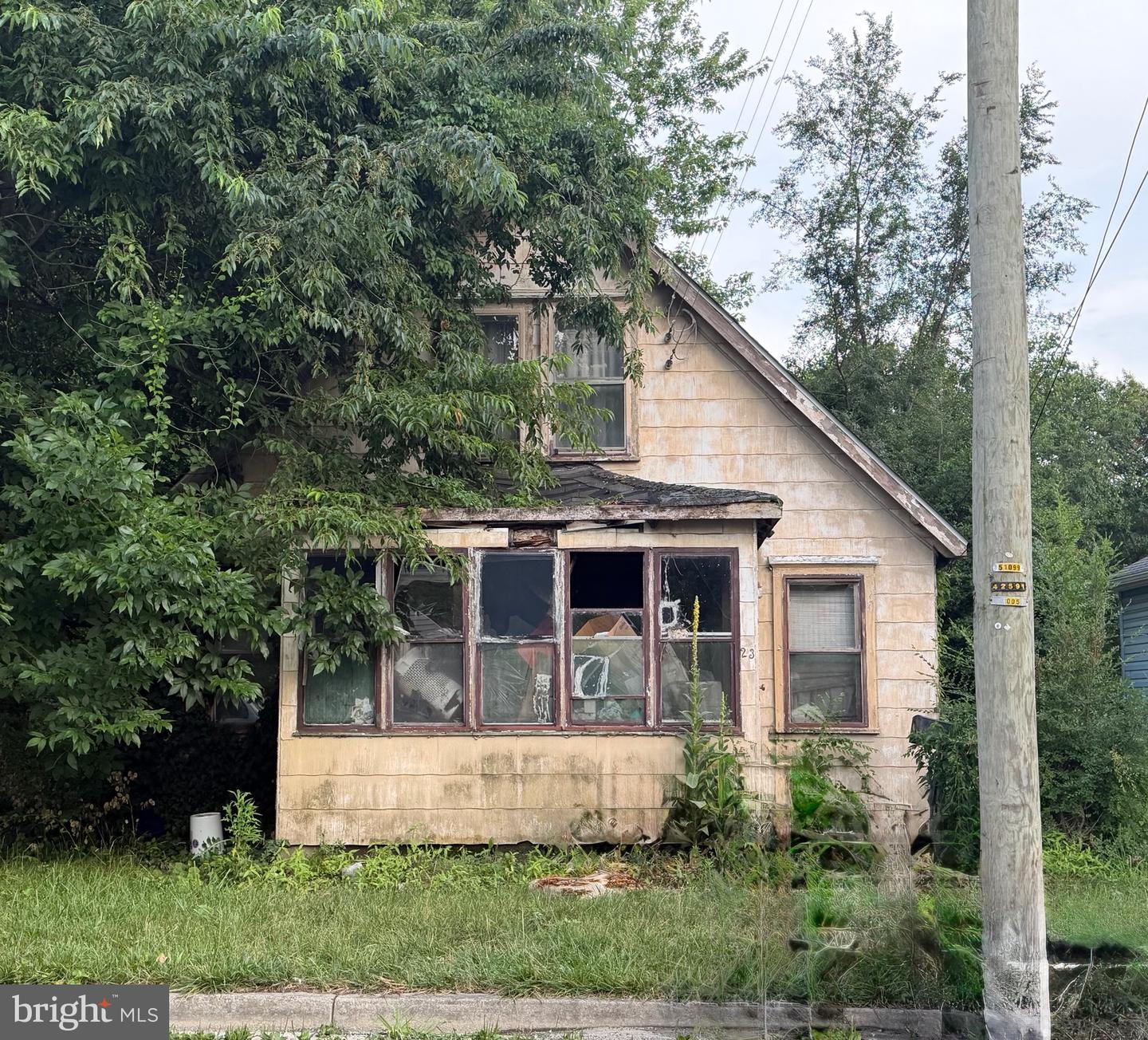 23 N Norman Ave Property Photo 1