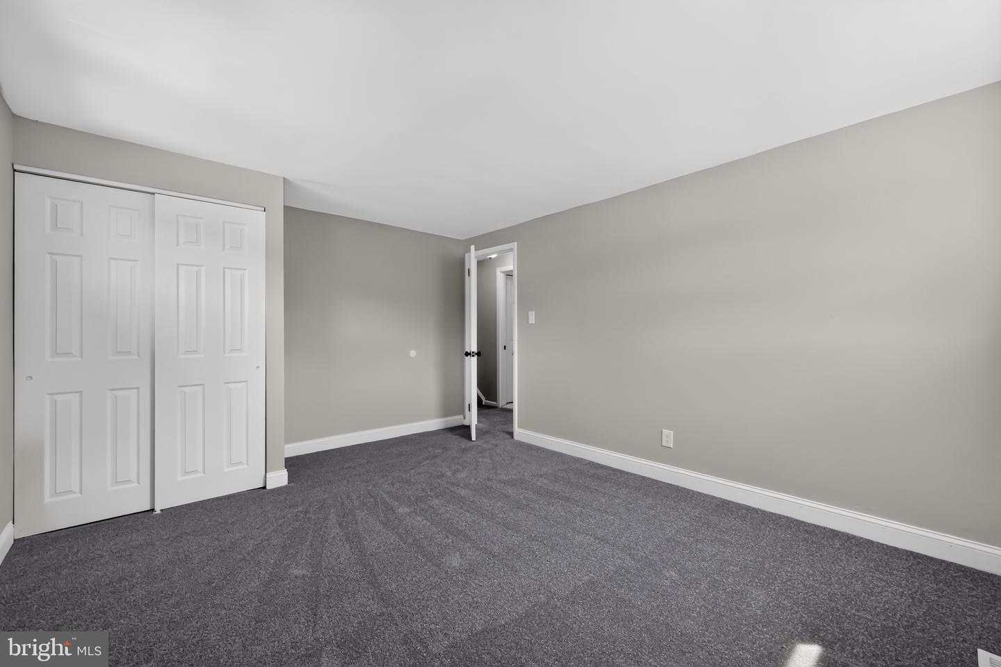2 Paterson Ave Property Photo 17