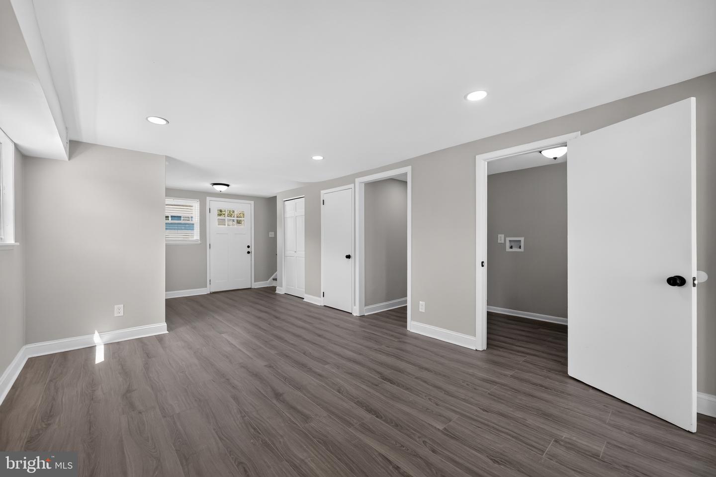 2 Paterson Ave Property Photo 23