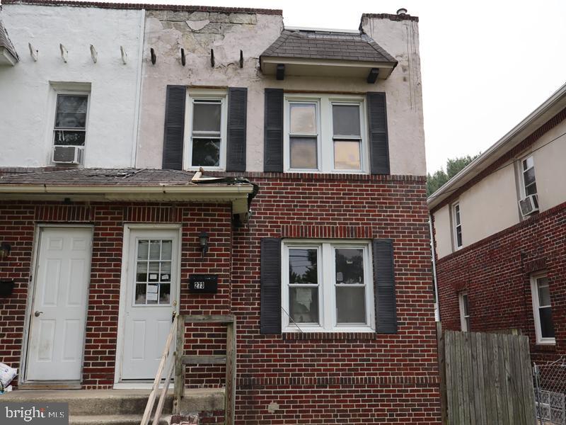 273 N Broad St Property Photo 1
