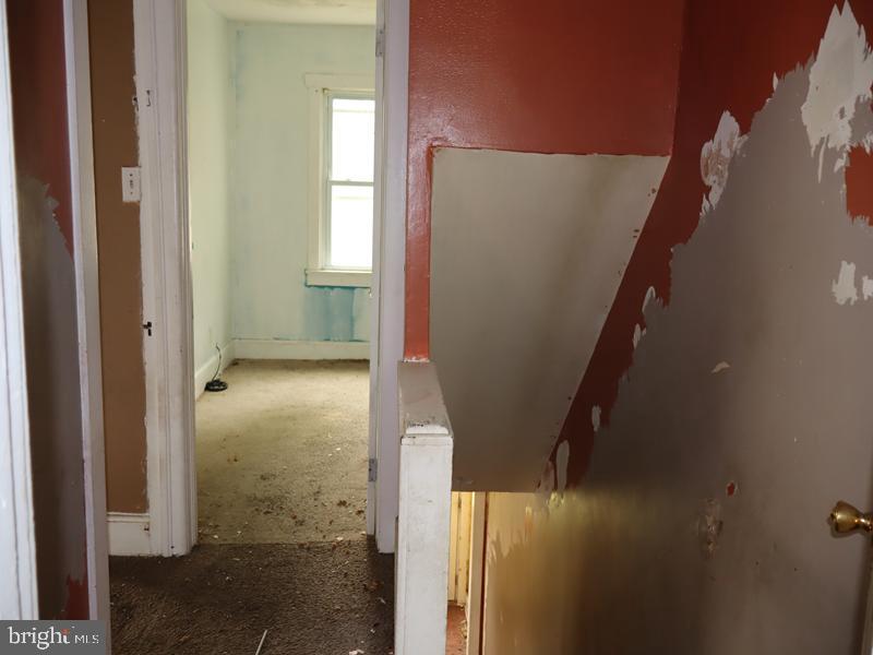 273 N Broad St Property Photo 11