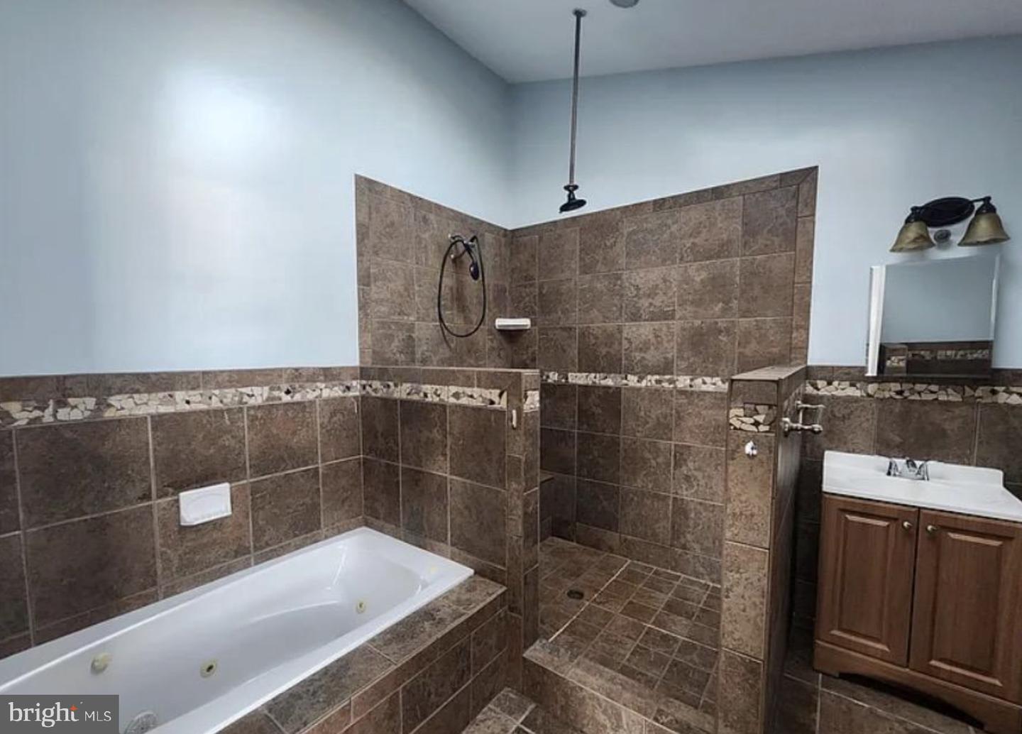 42 Tilbury Rd Property Photo 4