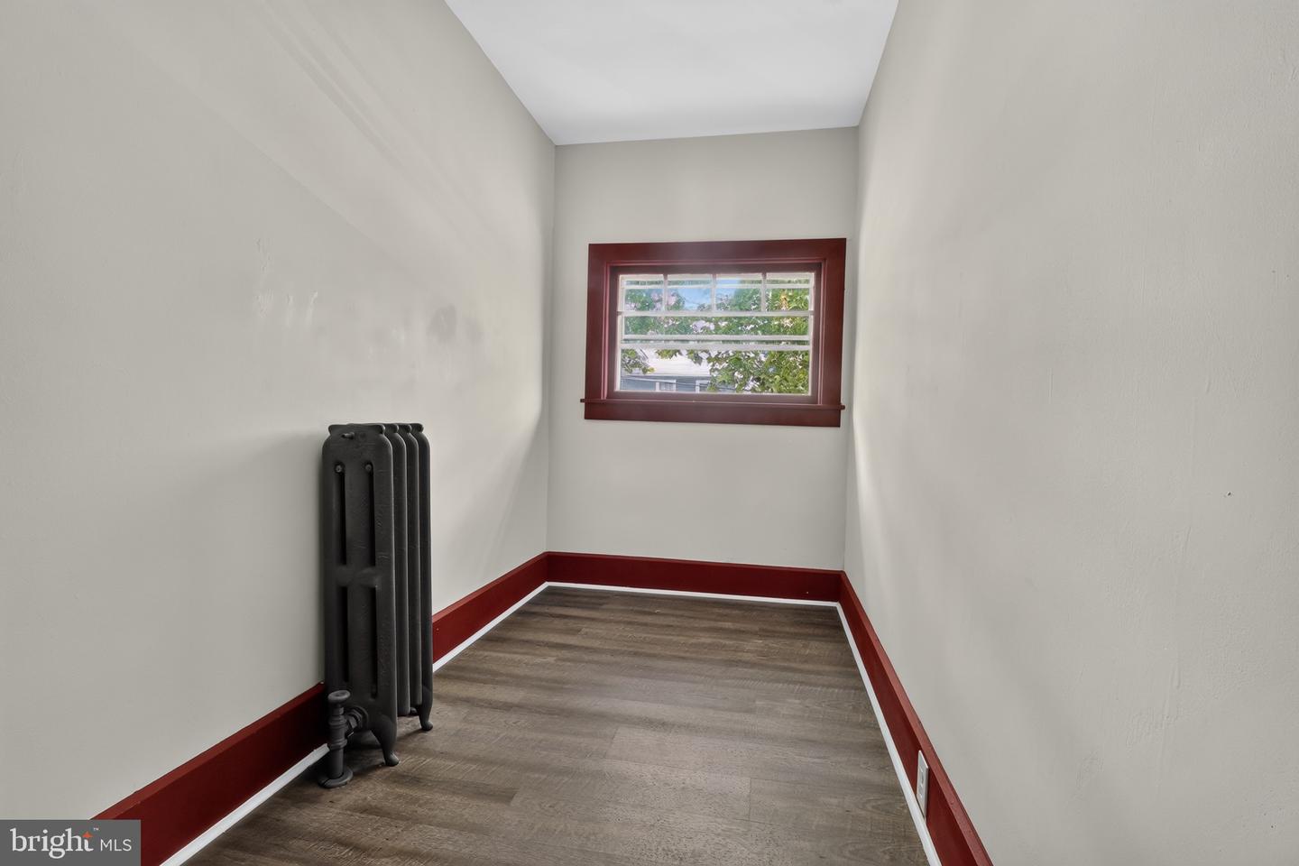 39 Chestnut St Property Photo 9
