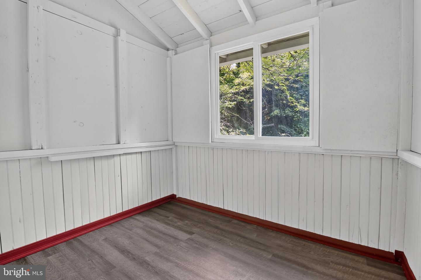 39 Chestnut St Property Photo 12