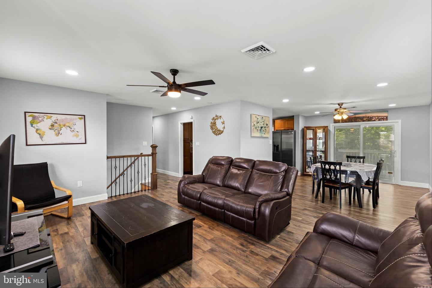 20 Meadow Rd Property Photo 8