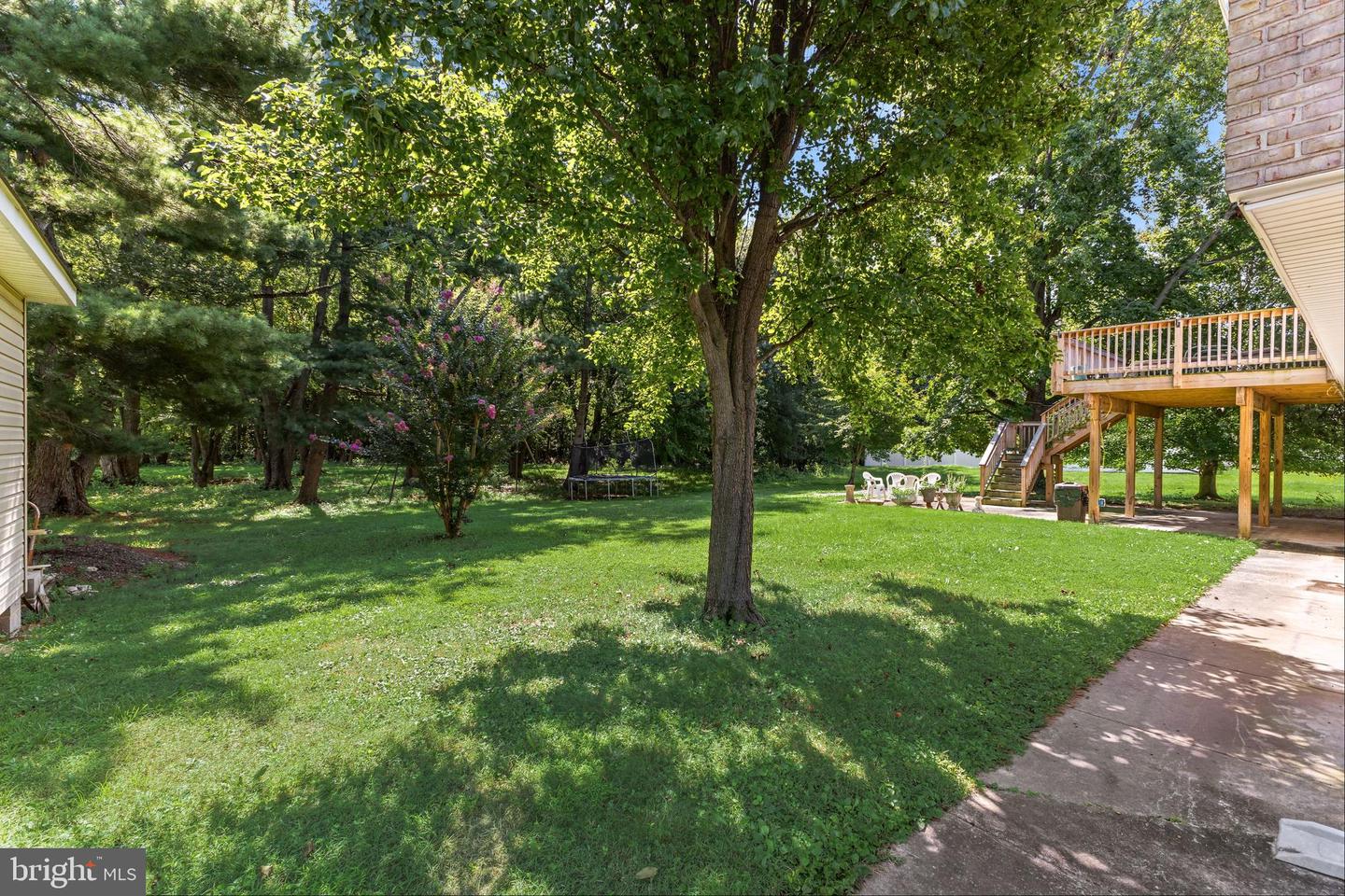 20 Meadow Rd Property Photo 37