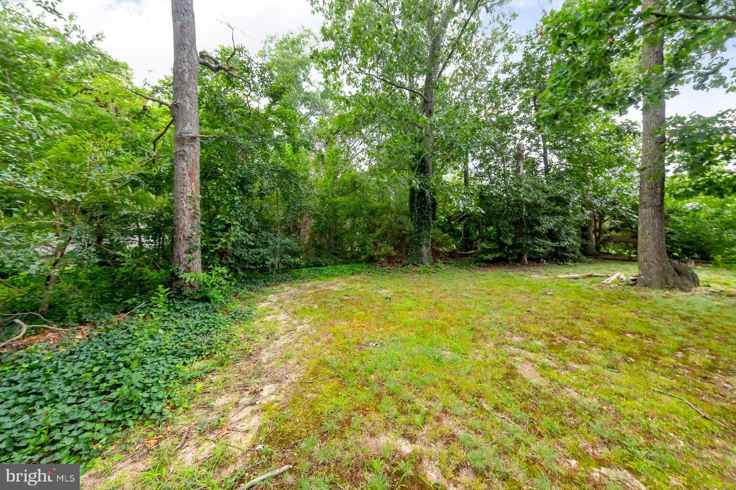 1122 Rainbow Circle Property Photo 7