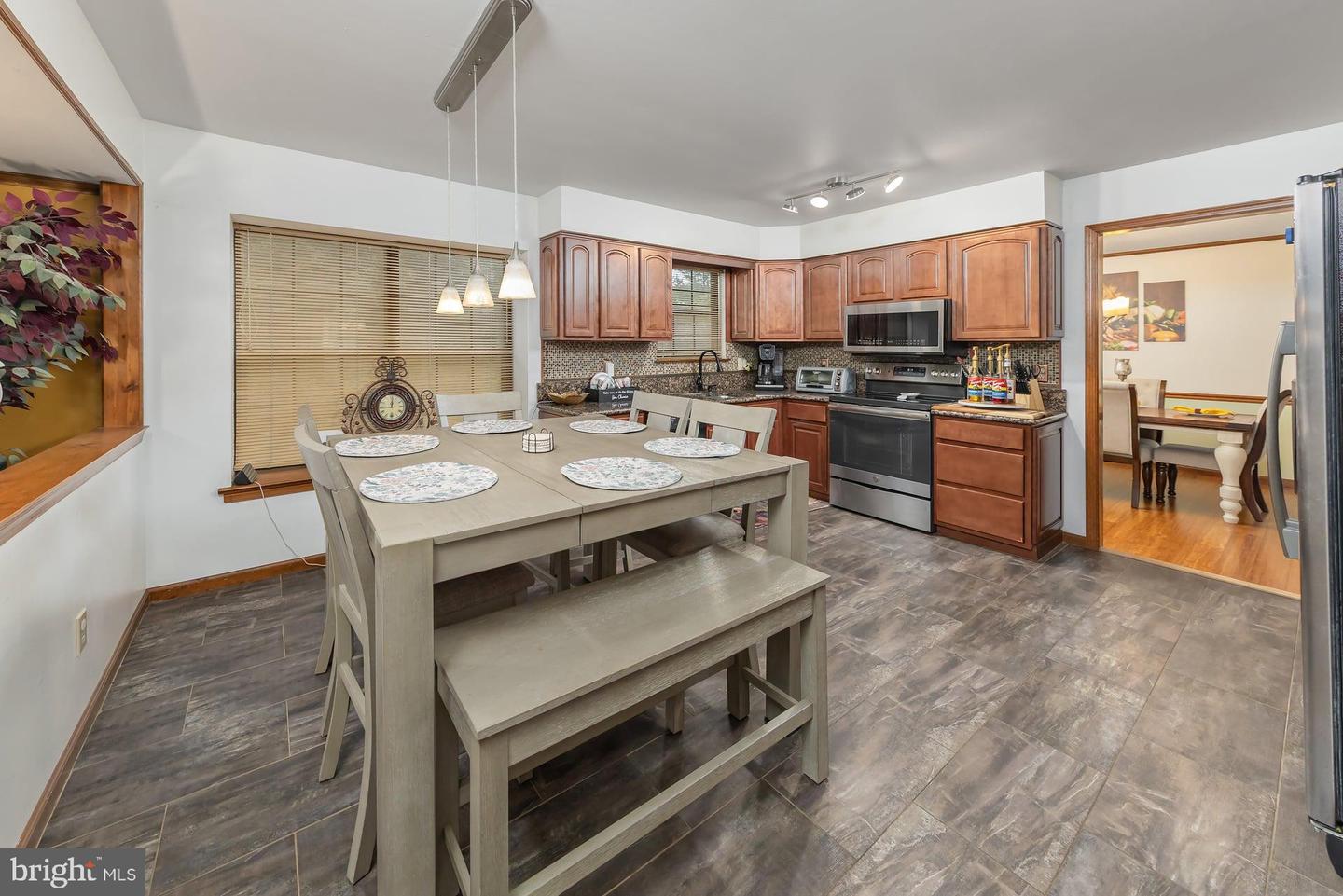1122 Rainbow Circle Property Photo 14