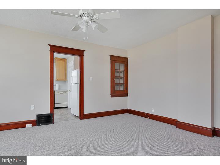 23 E Wilson Ave Property Photo 3