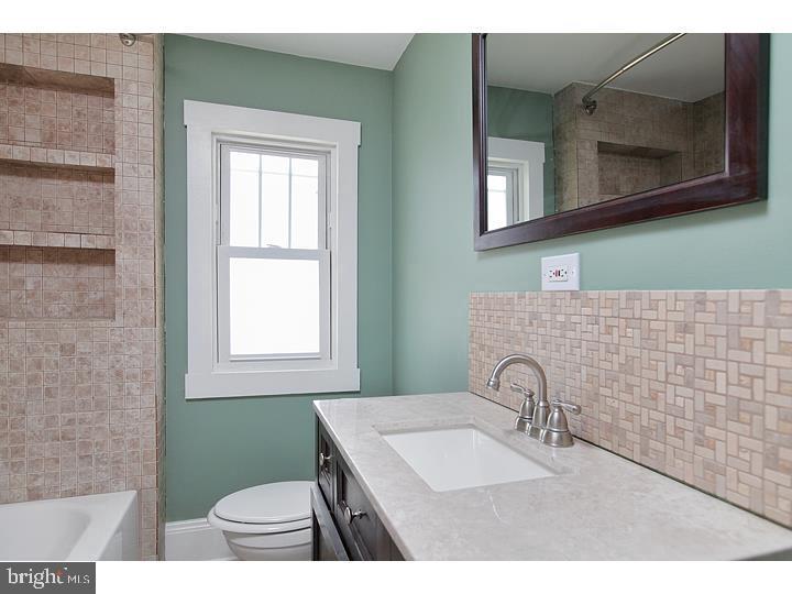 23 E Wilson Ave Property Photo 7