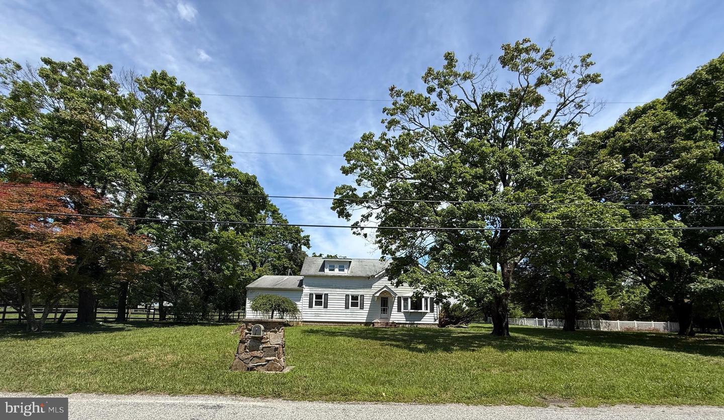 160 Lawrence Corner Rd Property Photo 1