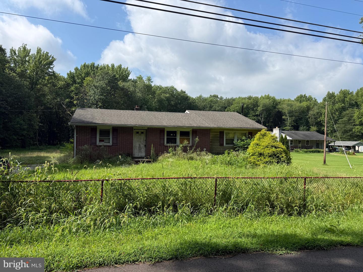 60 Mann Yorketown Rd Property Photo 1