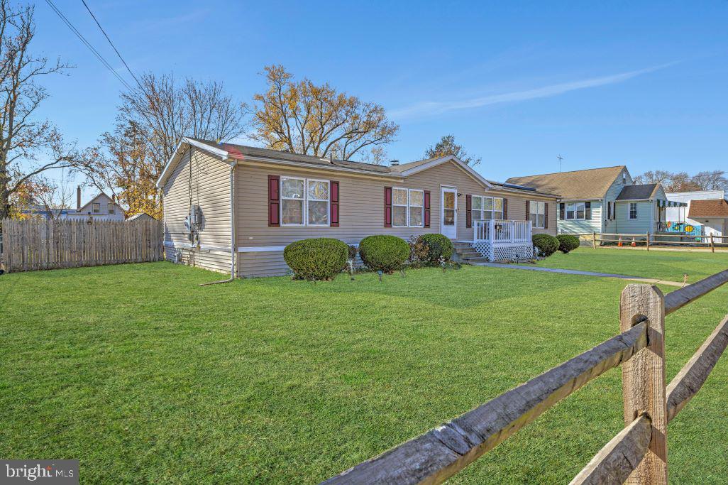 26 E Griffith St Property Photo 2