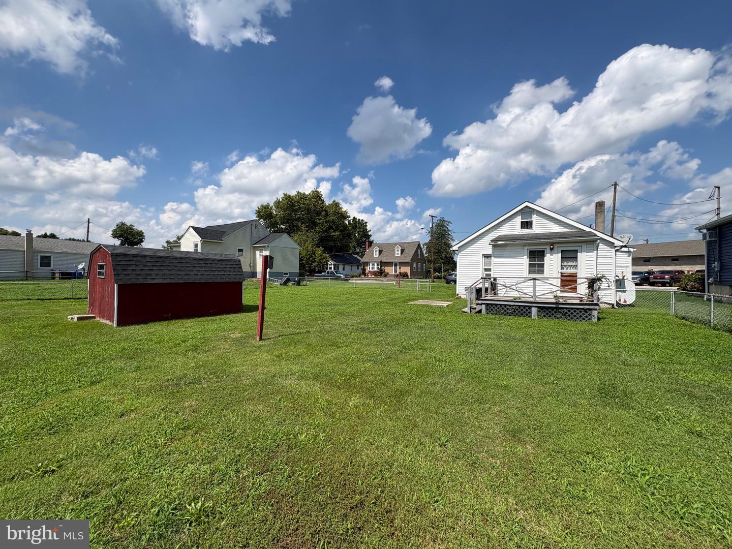 215 Highland Ave Property Photo 20