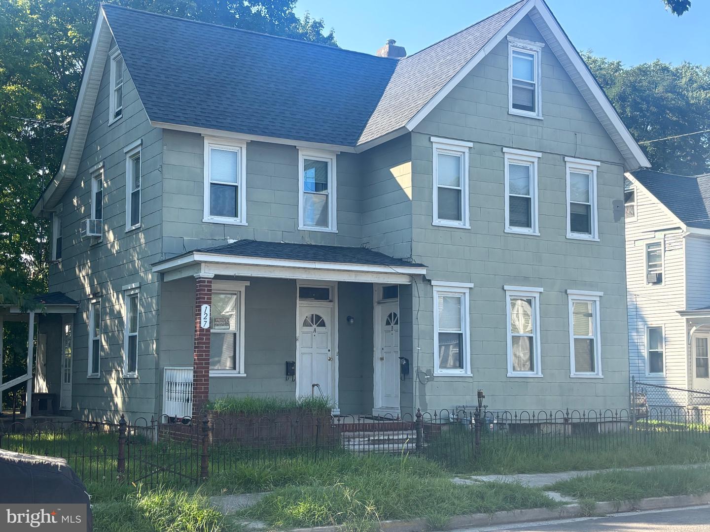 127 Seventh St Property Photo 1
