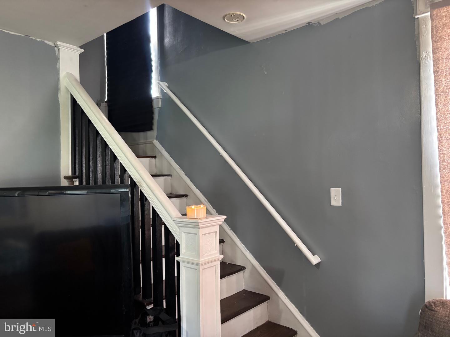 296 B Street Property Photo 8