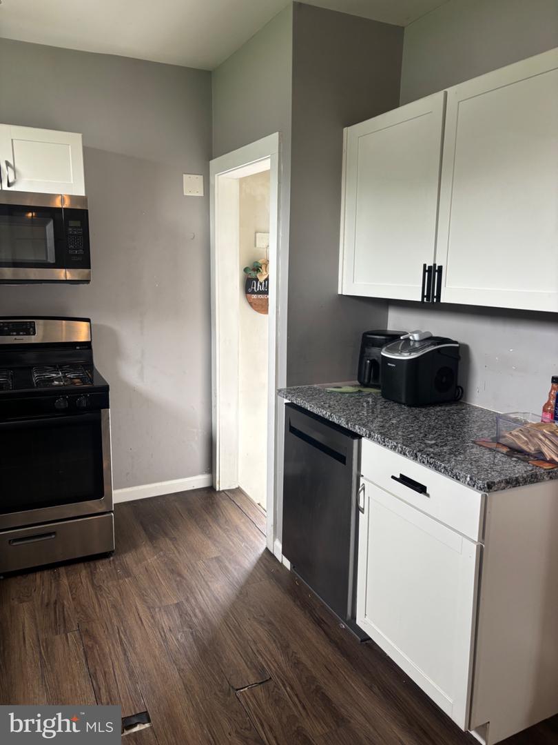 296 B Street Property Photo 13